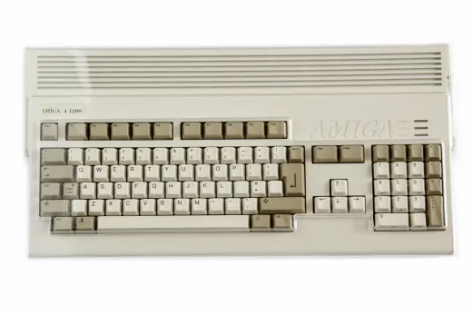 Transparent dust cover for Amiga 1200